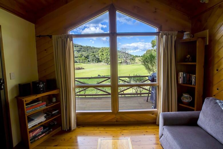 Wisteria Cottage And Cabins