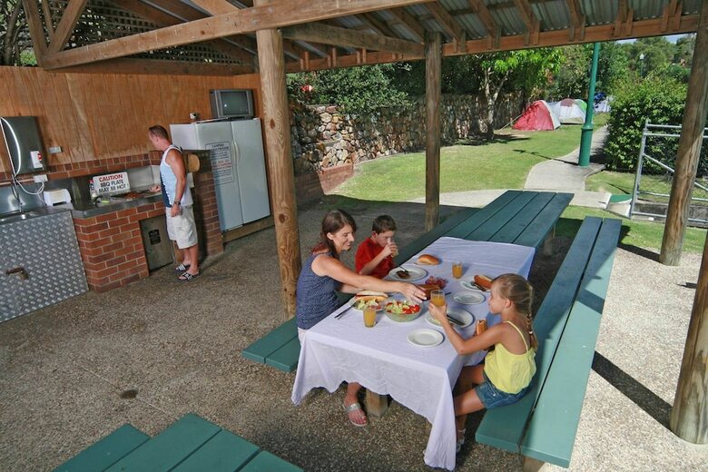 Burleigh Beach Tourist Park