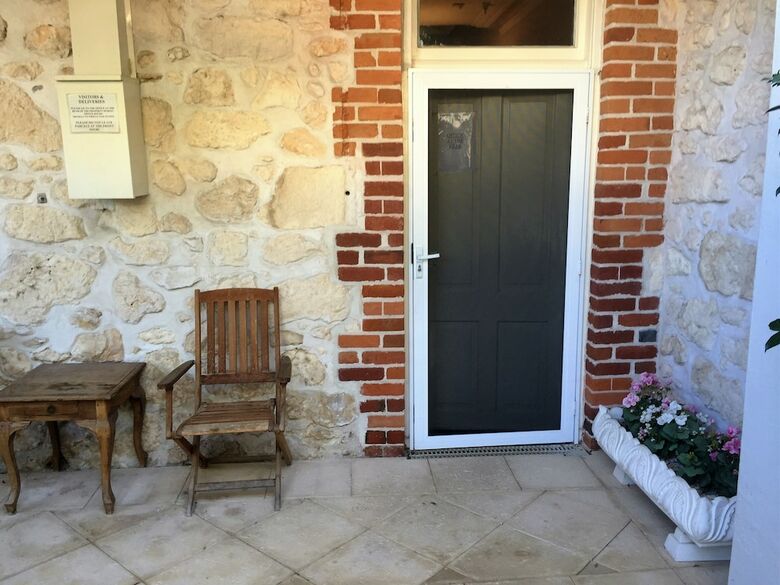 Hotel Arundel's Boutique Accommodation
