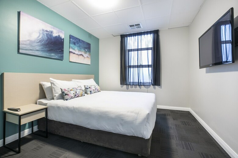 Motel Nightcap At Watermark Glenelg