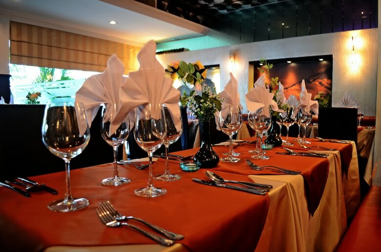 Regalodge Hotel