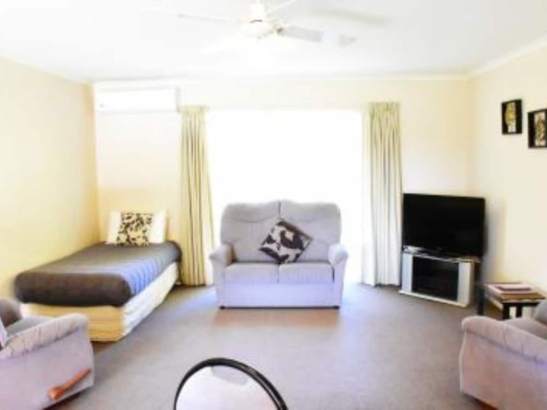 Bk's Chardonnay Motor Lodge Masterton