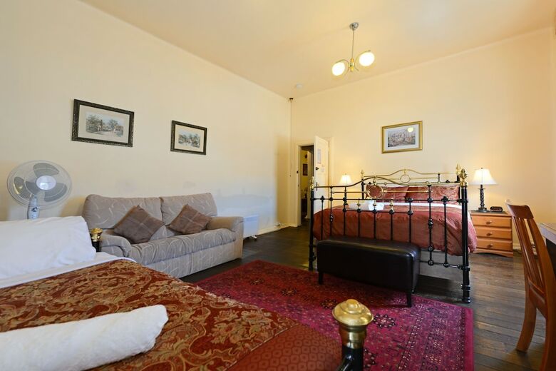 Edinburgh Gallery Bed & Breakfast