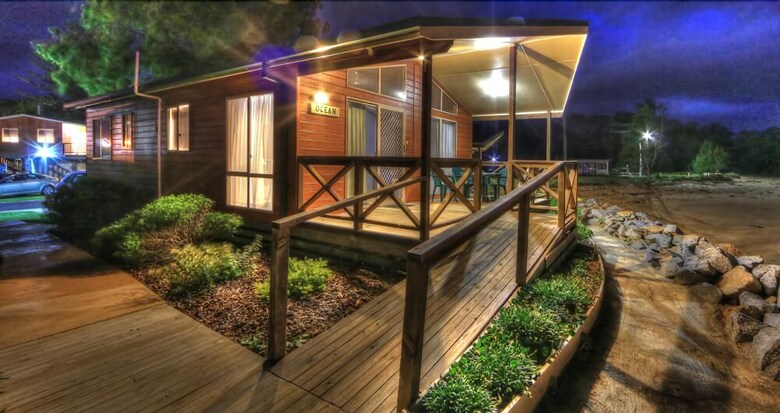 Cabana Big4 Batemans Bay At Easts Riverside Holiday Park