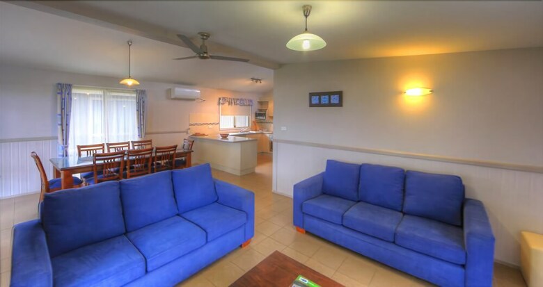 Cabana Big4 Batemans Bay At Easts Riverside Holiday Park