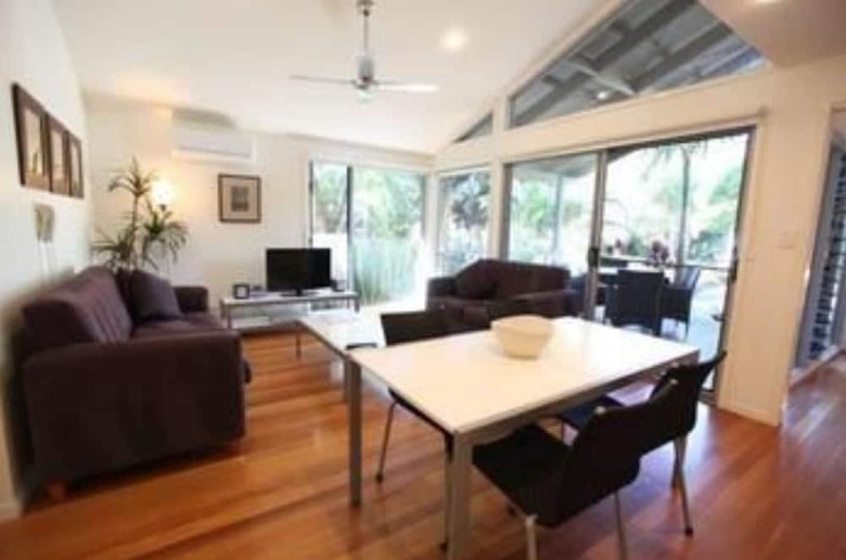 Aparthotel Mobys Beachside Retreat