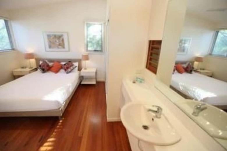 Aparthotel Mobys Beachside Retreat