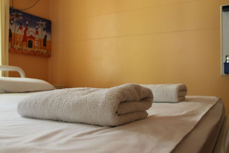 Hostal Civic Guest House