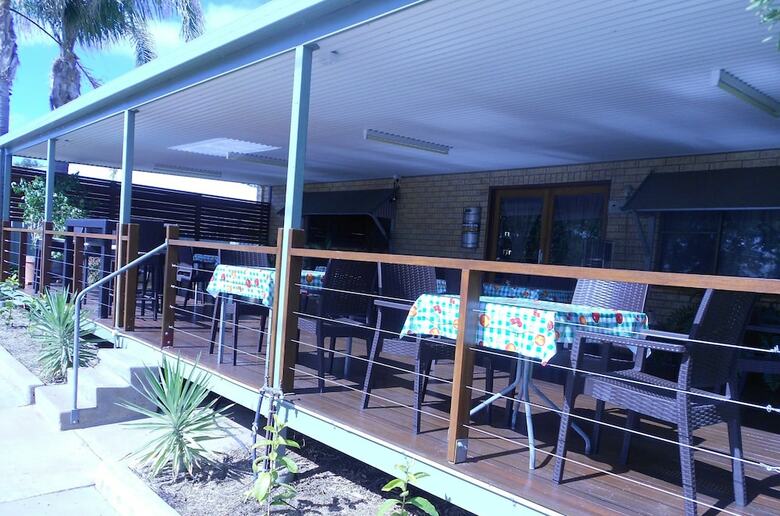 Barcaldine Country Motor Inn