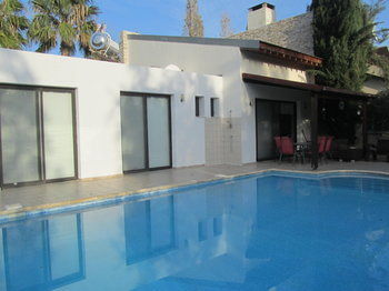 Vineland Holidays Villas