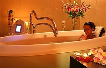 St. George Hotel Spa & Golf Beach Resort