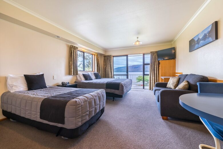 Lakeside Motel And Apartments - Te Anau