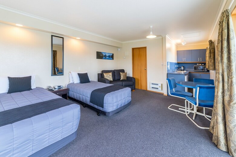 Lakeside Motel And Apartments - Te Anau