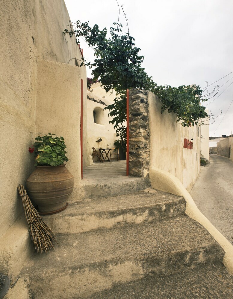 Apartamentos Mesana Traditional Stone Houses