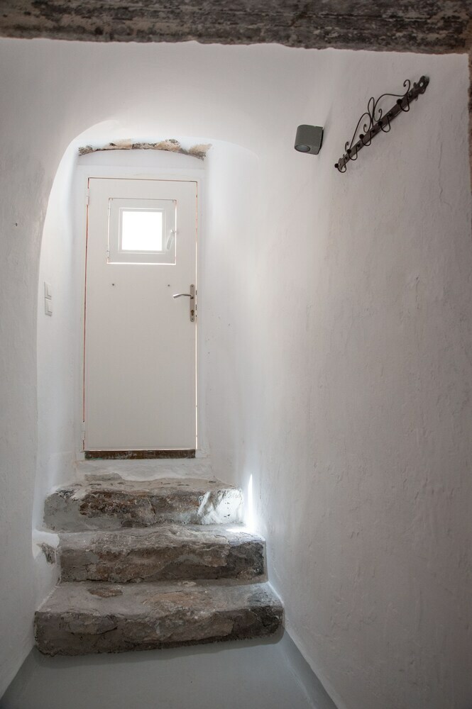 Apartamentos Mesana Traditional Stone Houses