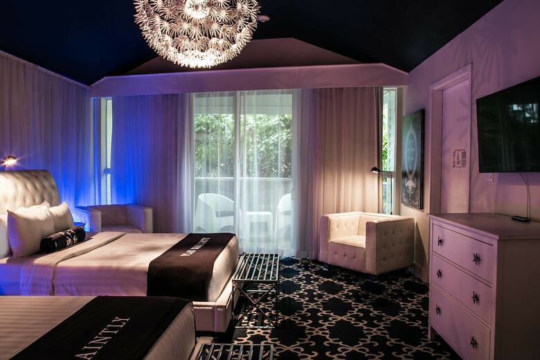 The Saint Hotel Key West, Autograph Collection