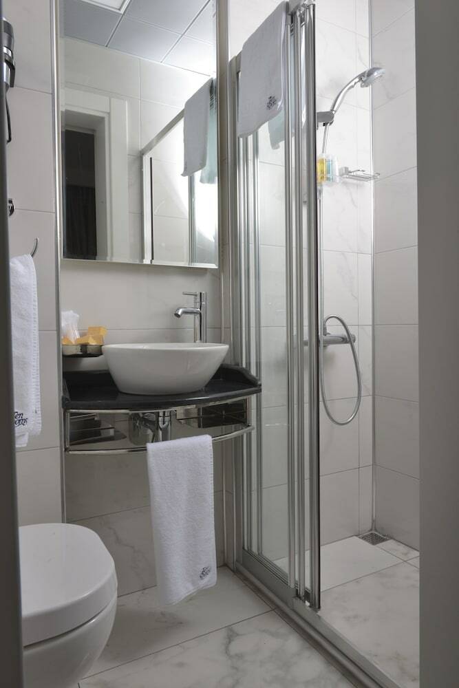Ten Rooms Istanbul Hotel - Adults Only