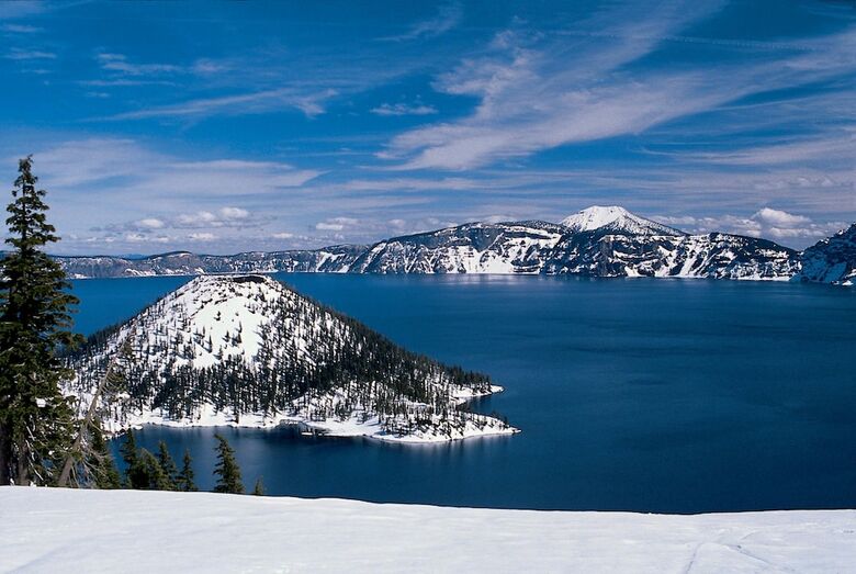 Hotel Crater Lake Lodge - Inside The Park