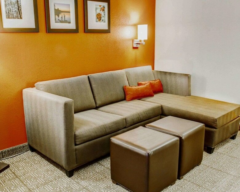 Hotel Comfort Suites Tyler South