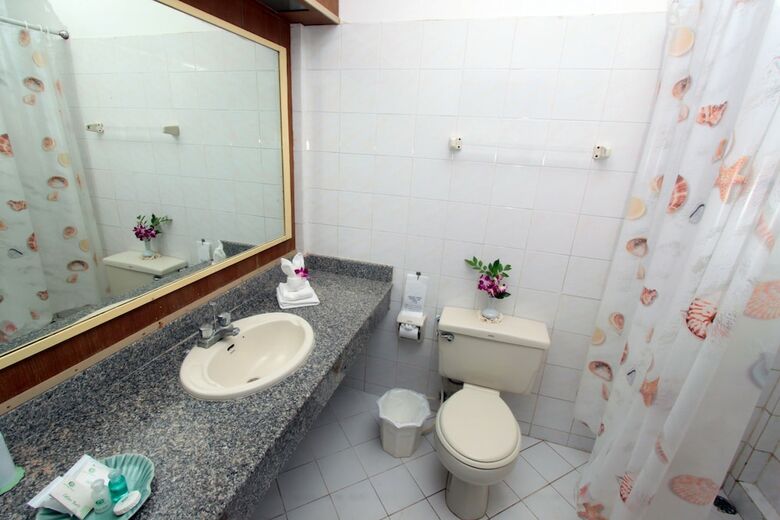 Hotel Coral Island Resort