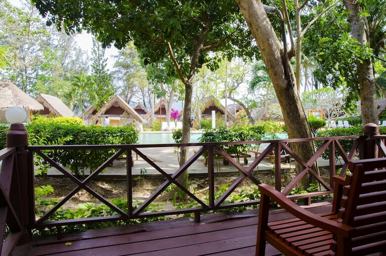 Hotel Coral Island Resort