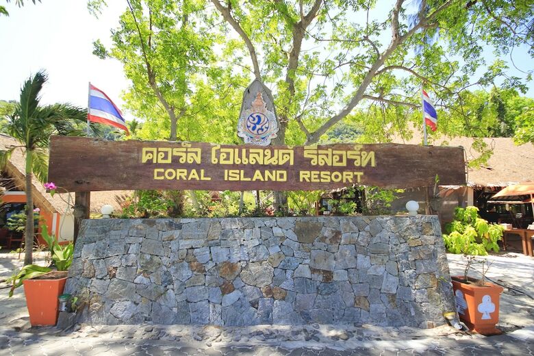 Hotel Coral Island Resort