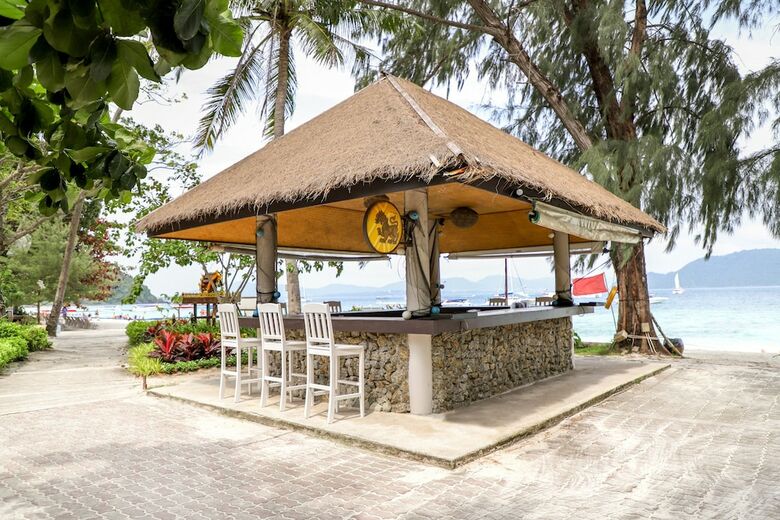 Hotel Coral Island Resort