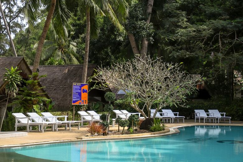 Hotel Coral Island Resort