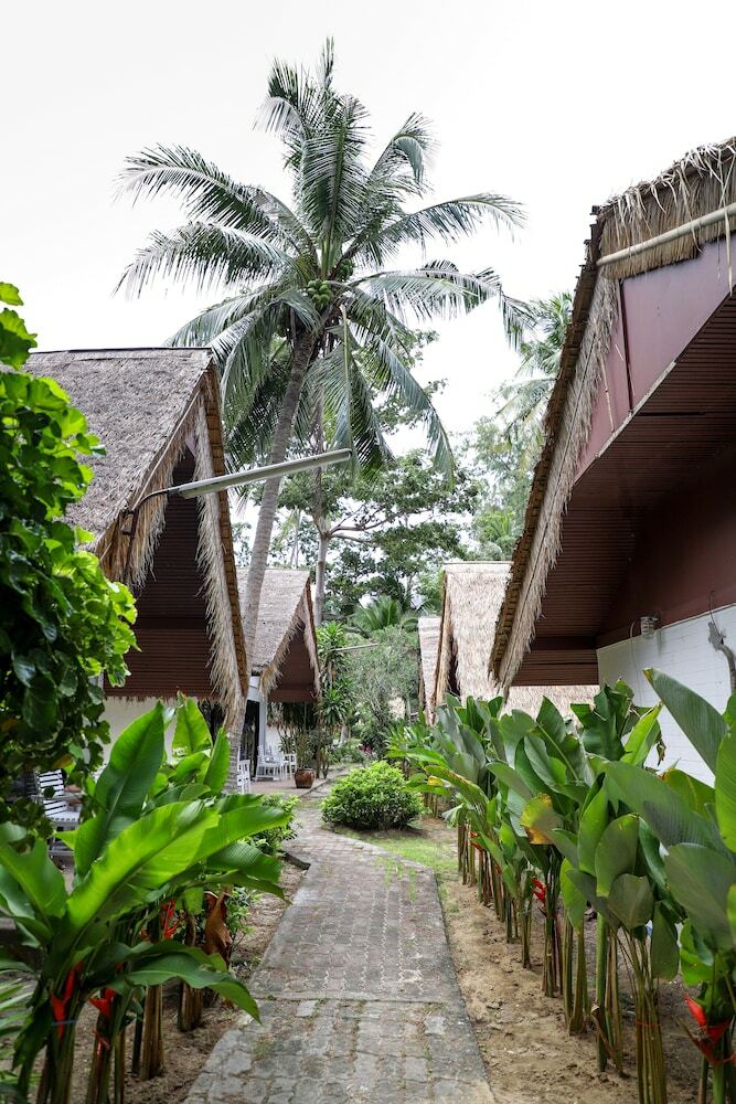 Hotel Coral Island Resort