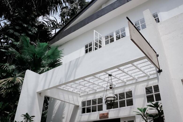 Hotel Kayu Arum Resort
