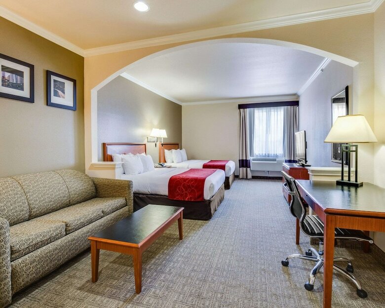 Hotel Comfort Suites Deer Park Pasadena
