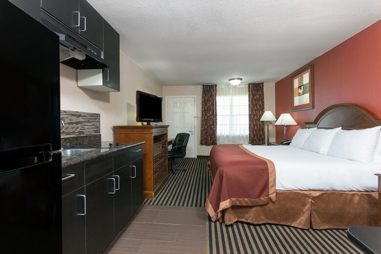 Hotel Baymont By Wyndham Port Arthur