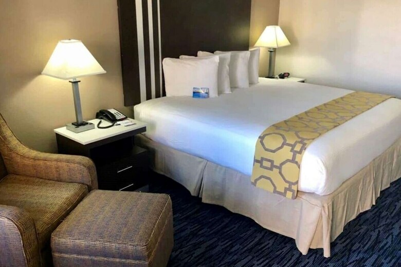 Hotel Baymont By Wyndham Port Arthur