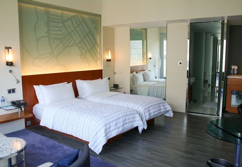 Hotel Le Meridien Cyberport