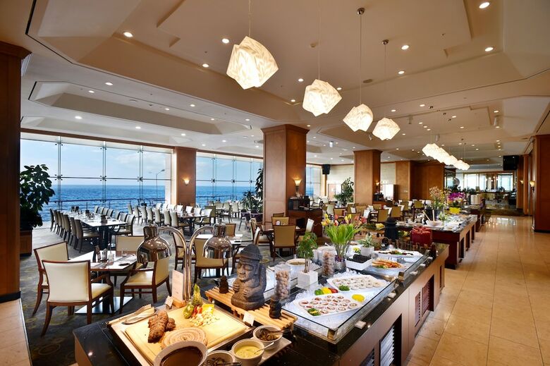 Hotel Ramada Plaza Jeju Ocean Front