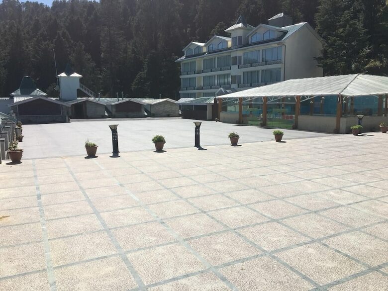 Hotel Royal Tulip Shimla - Kufri