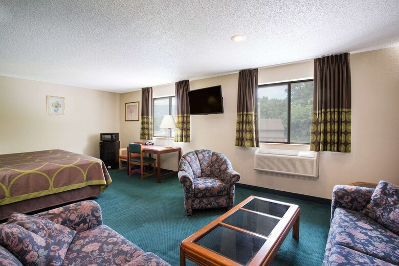 Hotel Super 8 By Wyndham Salem Va