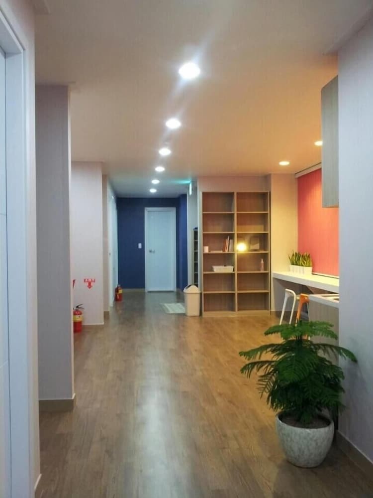 Hostal Malmani Guest House - Hostel