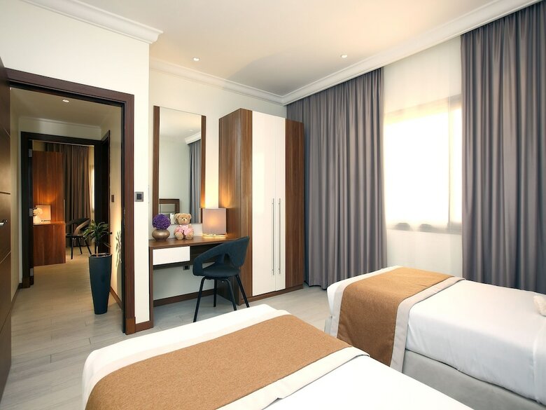 Hotel Dana Beach Resort