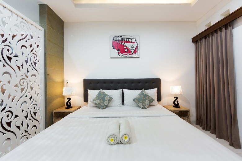 Odika Lovina House And Villa