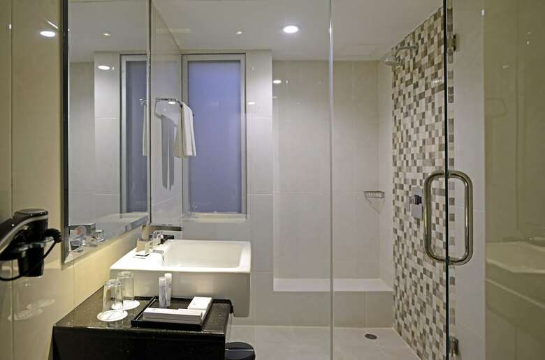 Crown Prince Hotel Surabaya