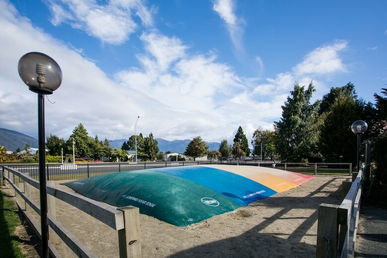 Te Anau Top 10 Holiday Park