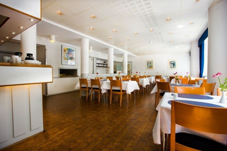 Hotel Maritime