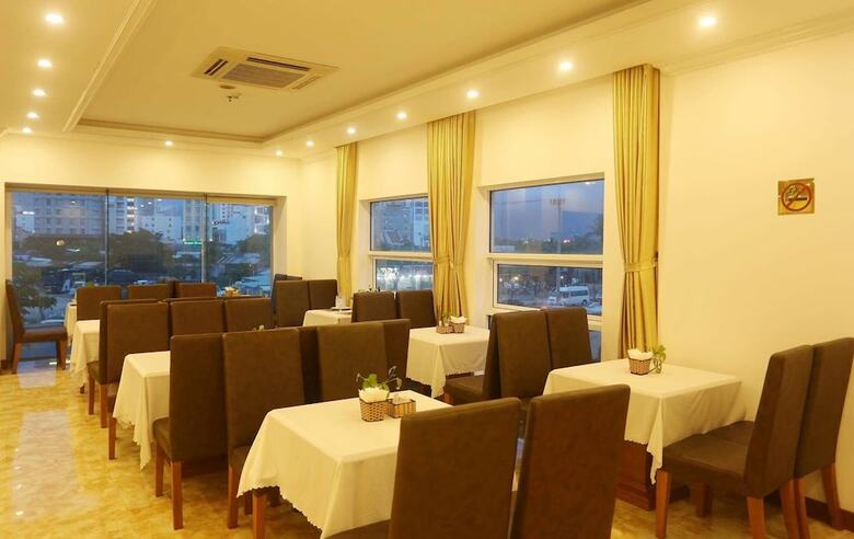 Royal Family Hotel Da Nang