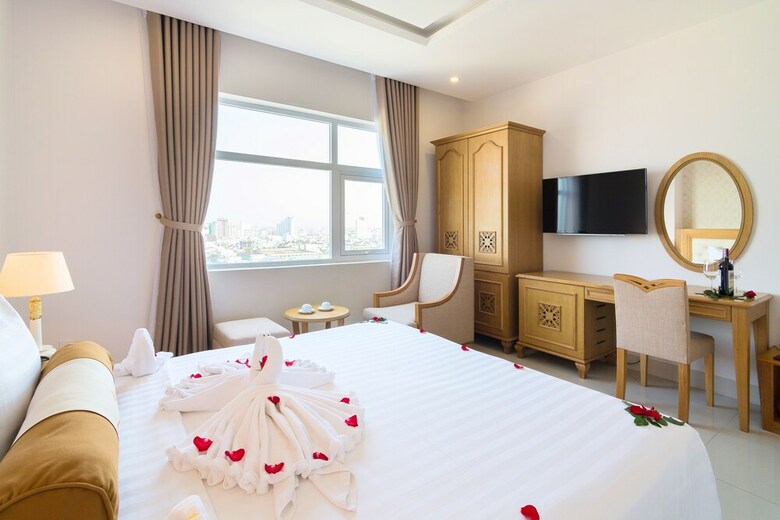 Royal Family Hotel Da Nang