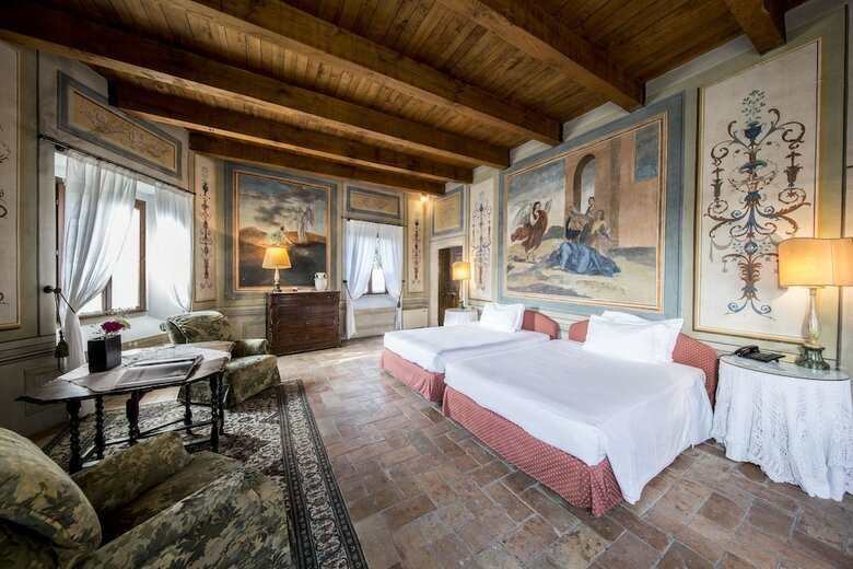 Hotel Castello Di Montegridolfo Spa Resort