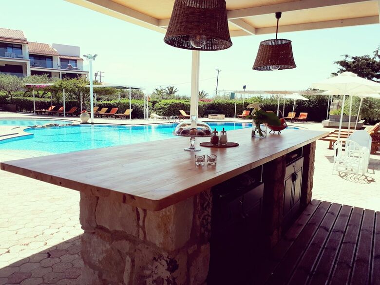 Aparthotel Artemis Village Apartments & Studios