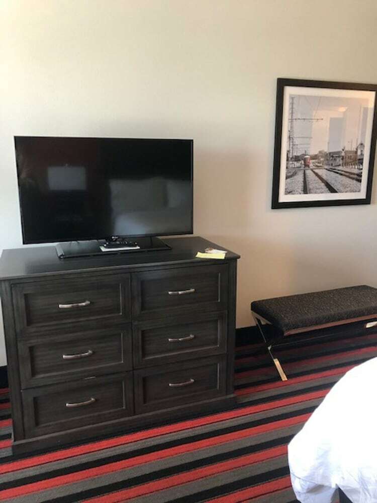 Holiday Inn Hotel & Suites Lafayette North