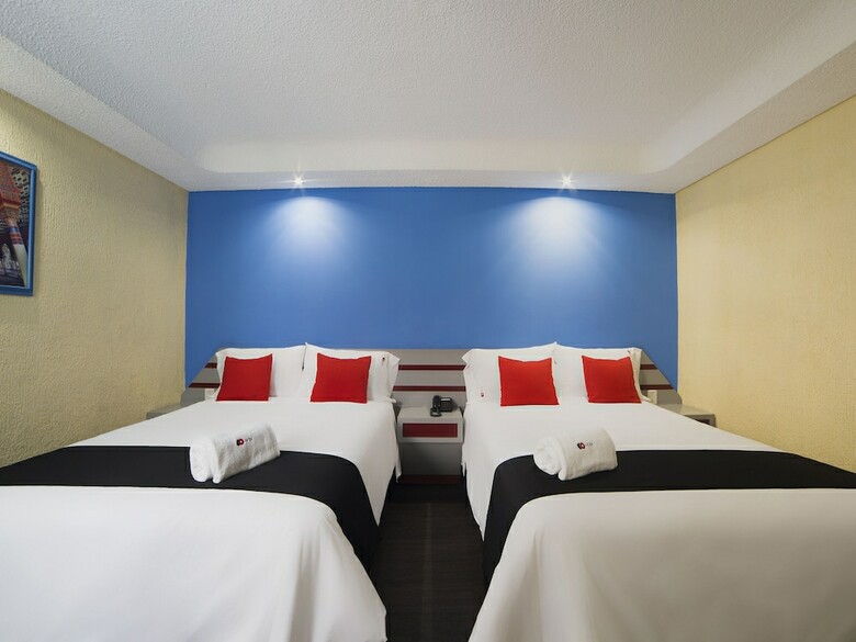 Hotel Capital O Frida Costazul