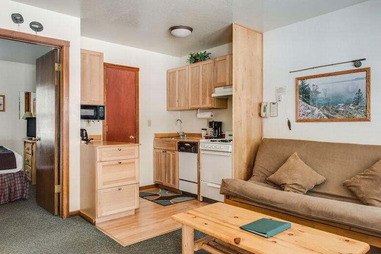 Hotel Franciscan Lakeside Lodge